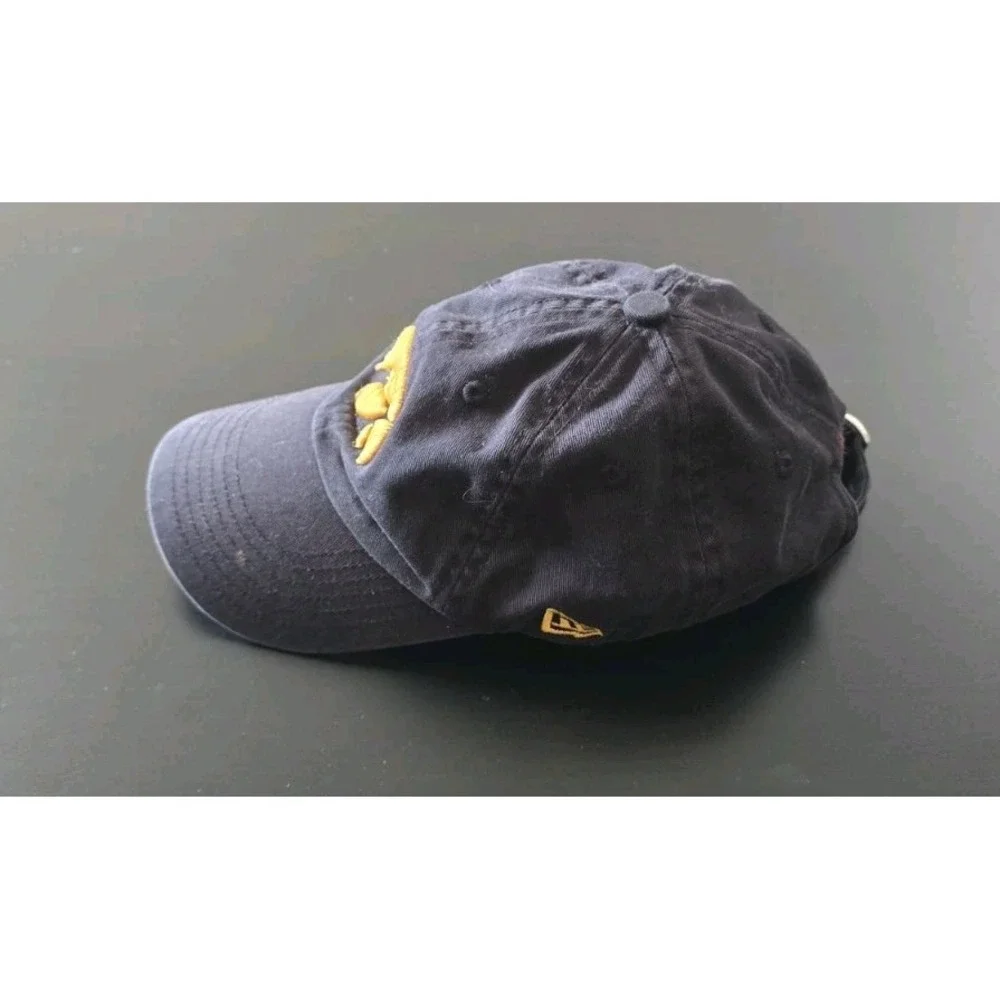 New Era  NCAA Iowa Hawkeyes‎ Child Youth Strapback Dad Hat